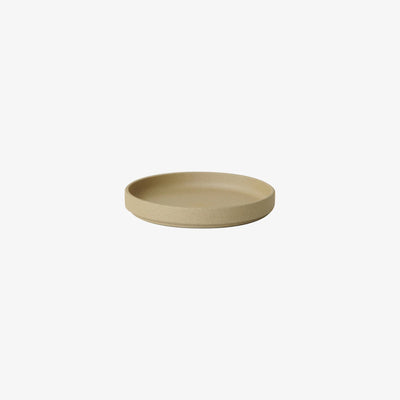 Hasami Porcelain, Plate 5 ⅝ in / 145 mm - Natural, - Placewares