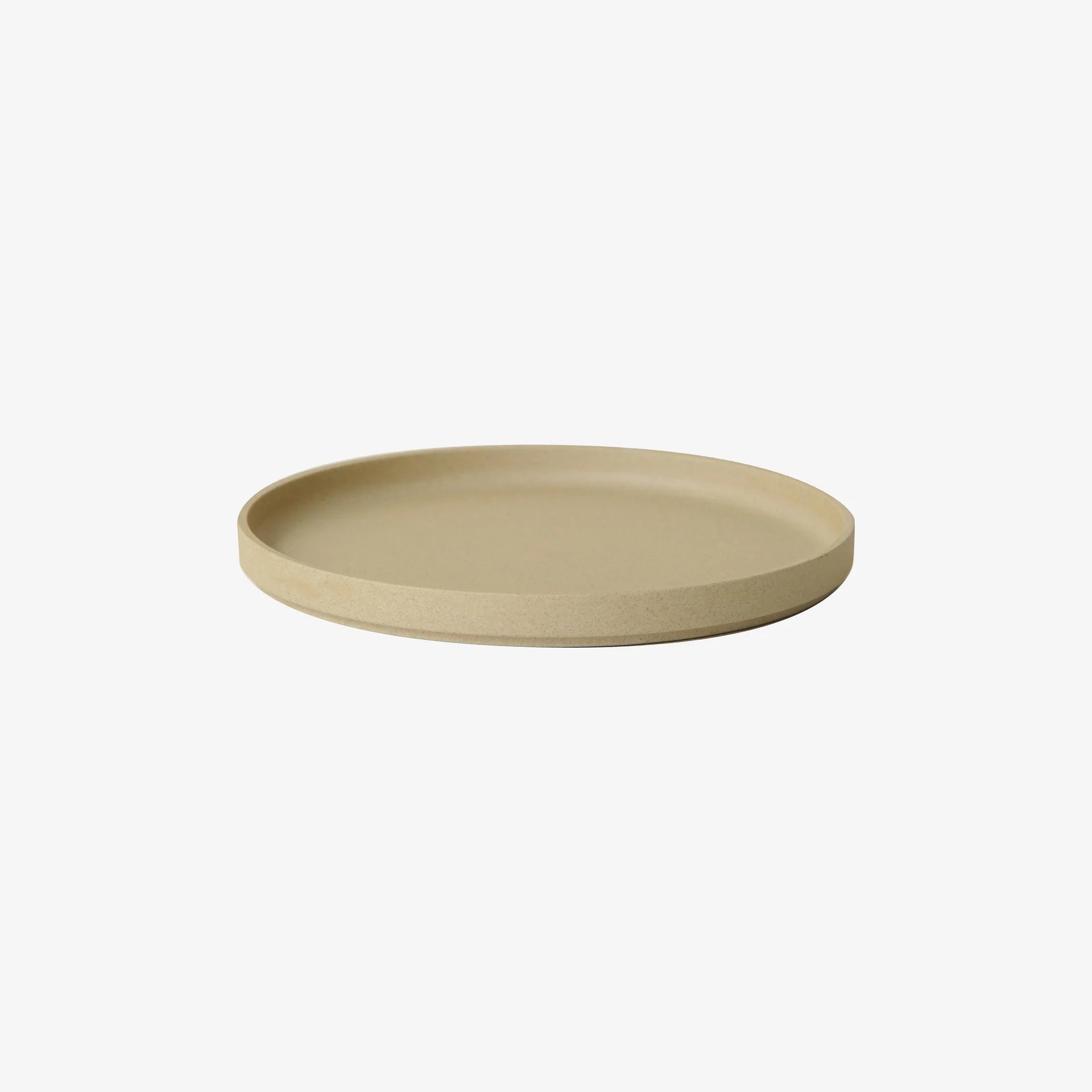 Hasami Porcelain, Plate 8 ⅝ in / 220 mm - Natural, - Placewares