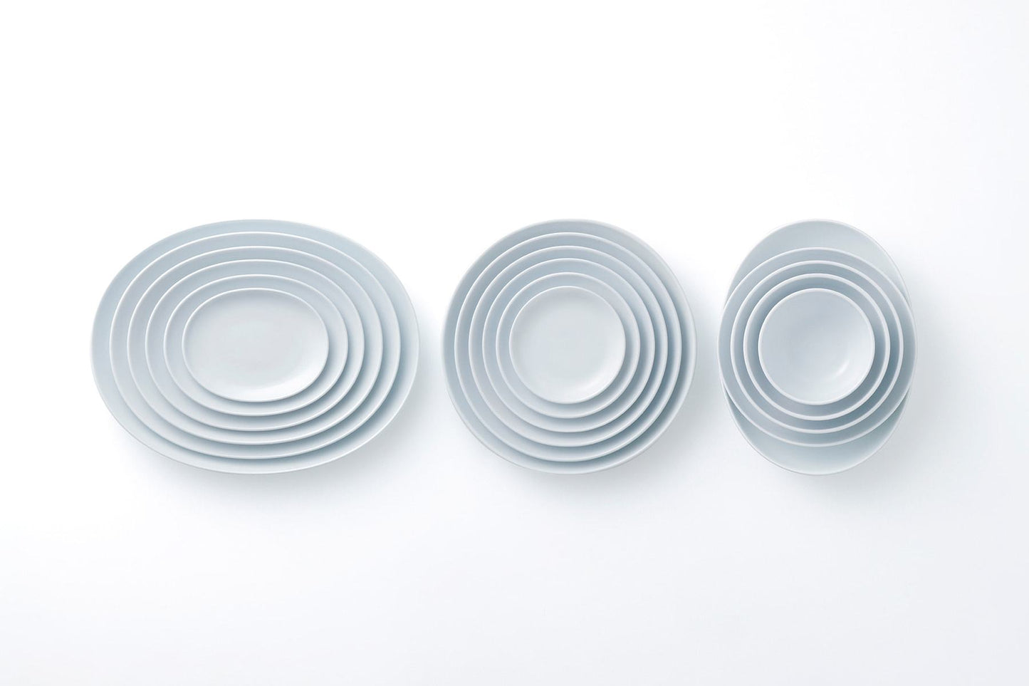 Common, Common White Porcelain Round Plates, - Placewares